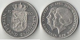 Нидерланды 2 1/2 гульдена 1980 год (коронация)